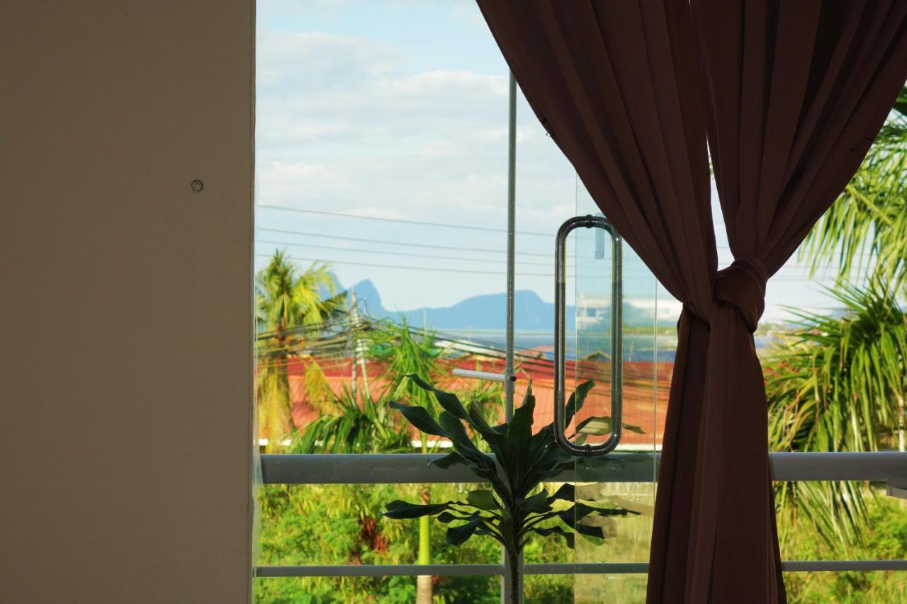 AE Semporna Guesthouse 极潜旅店 Exterior foto