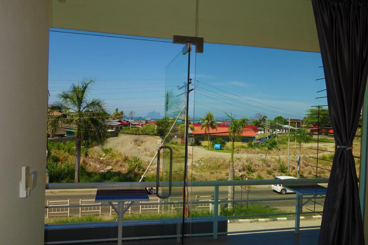 AE Semporna Guesthouse 极潜旅店 Exterior foto