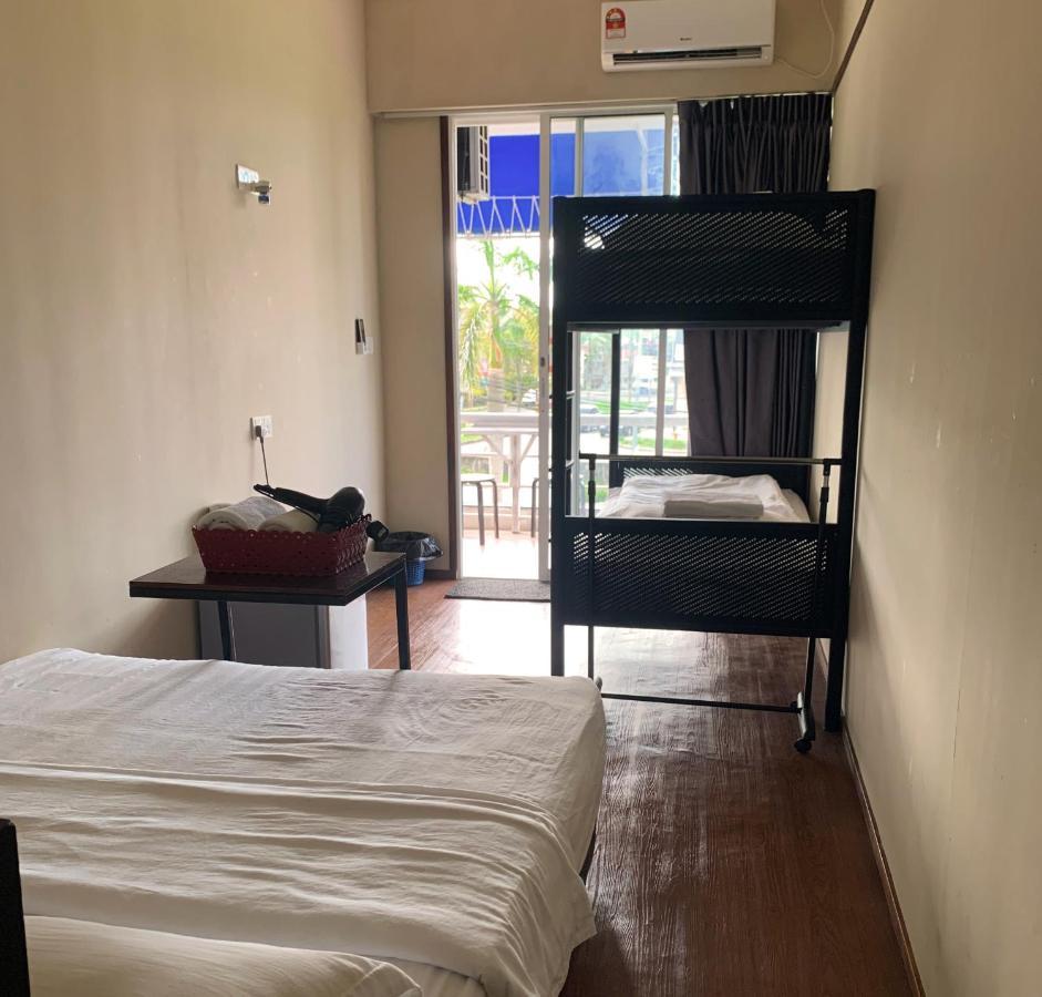 AE Semporna Guesthouse 极潜旅店 Exterior foto